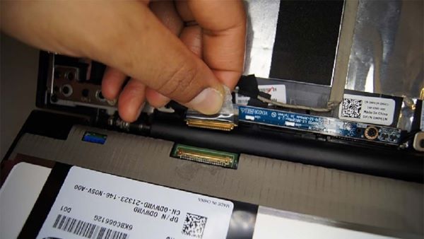 Nhanh chóng sửa chửa cao áp khi màn hình Macbook bị hỏng