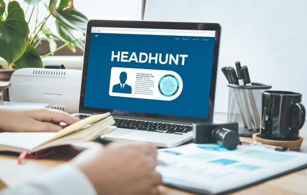  Choosing a suitable Headhunt company