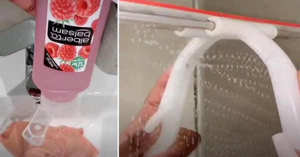 Thoa đều dầu gội lau nhẹ rồi rửa sạch gương