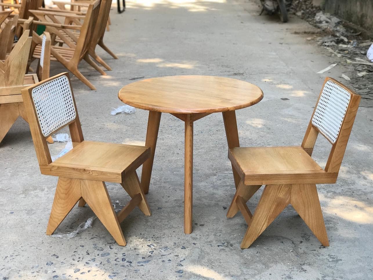 Một số lưu ý khi chọn bàn ghế gỗ cafe