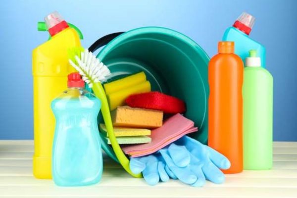 Chuẩn bị trang bị trước khi tiến hành quy trình tẩy rửa