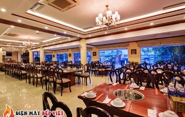 Nồi lẩu hơi công nghiệp là thiết bị nấu ăn sử dụng hơi nước hoặc hơi áp suất cao trong môi trường công nghiệp/ nhà hàng/ bếp tập trung